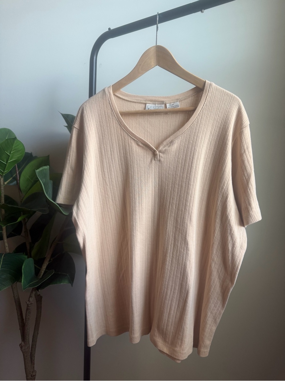 Basic Editions Beige Ribbed Short Sleeve Top